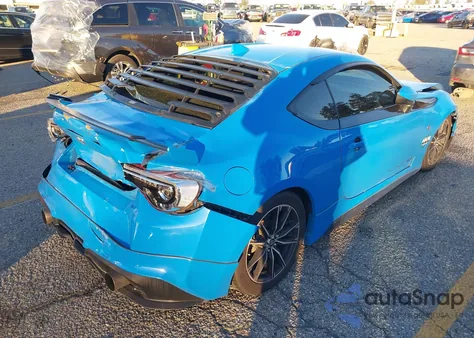 2020 Toyota 86 Gt из США, поврежденный, VIN JF1ZNAE11L8753094